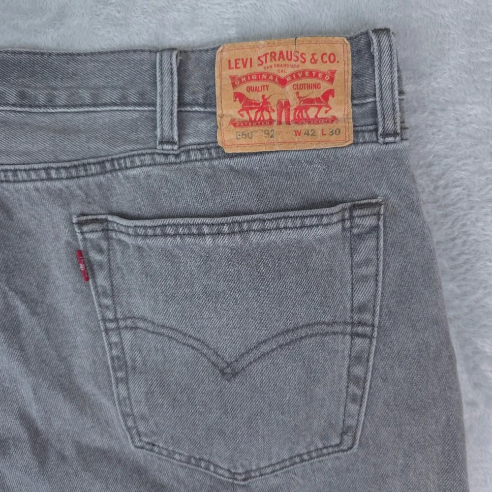 Levis 550 '92 Relaxed‎ Fit Jeans Men 42x30 Gray Denim Cotton Casual Minimalist
